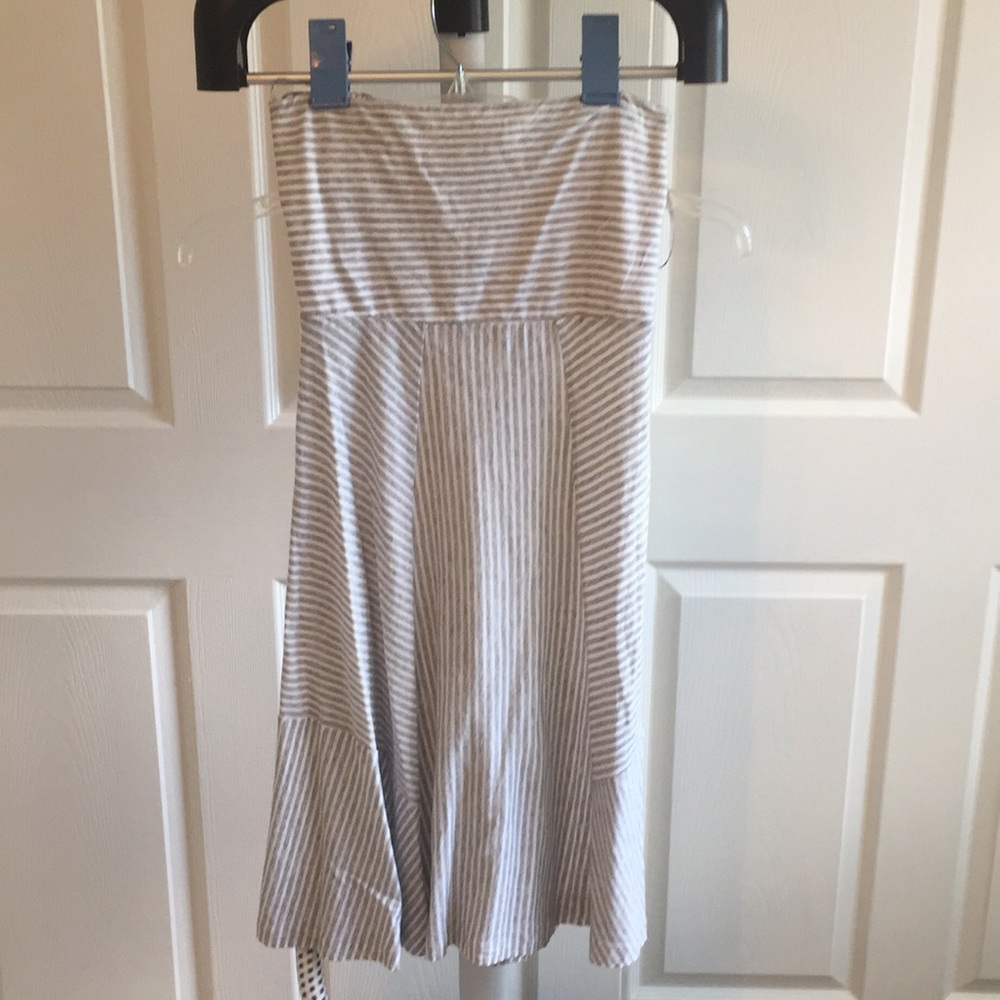 grey & white stripe american eagle strapless dress